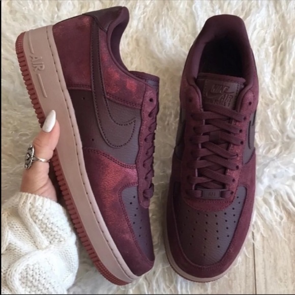 NWT Nike Air Force  1 Premium Burgundy - Picture 4 of 9